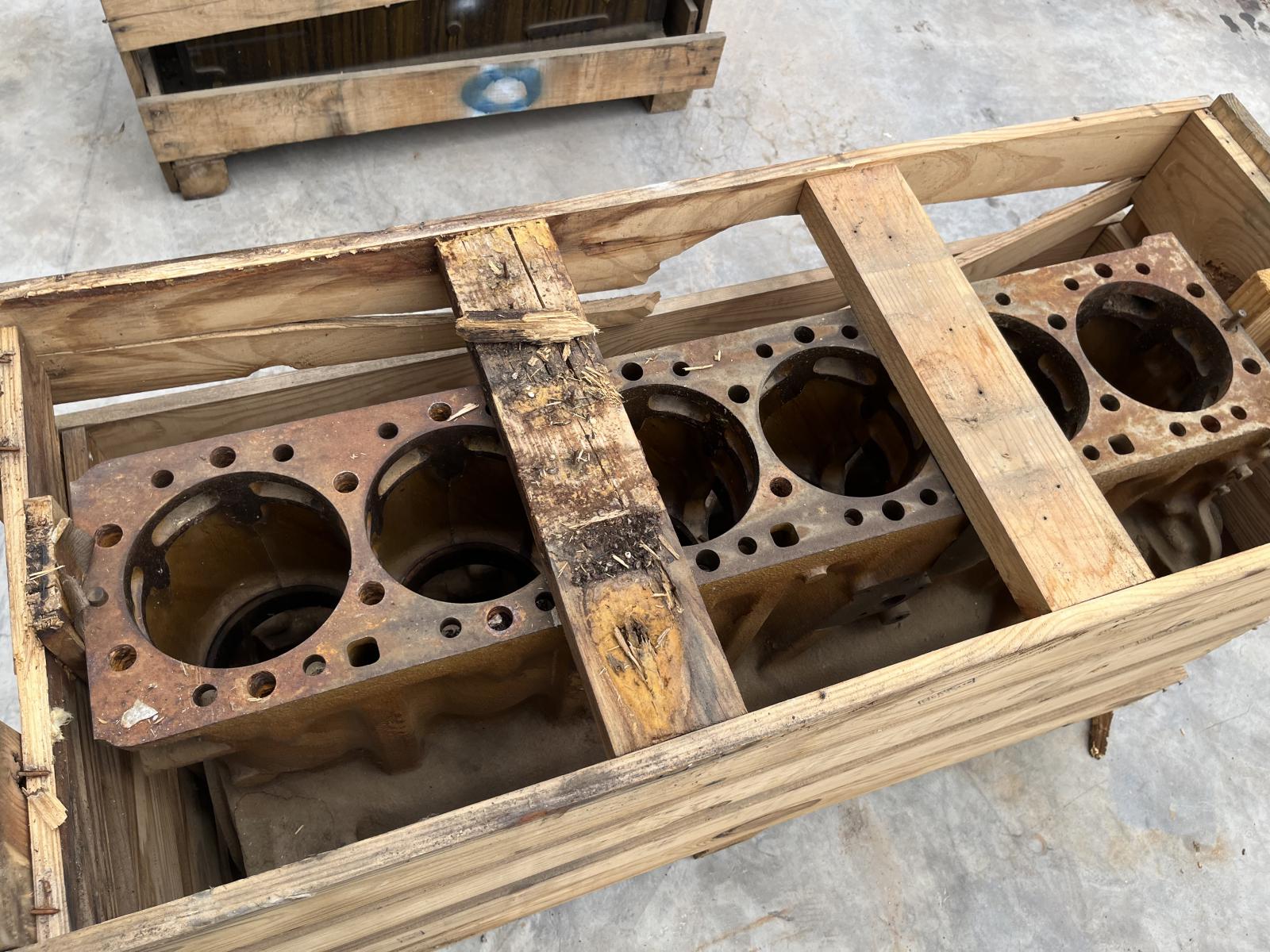 ./imagenes/INVOICE/2019/18217/MONOBLOCK CATEPRILLAR (5).JPG